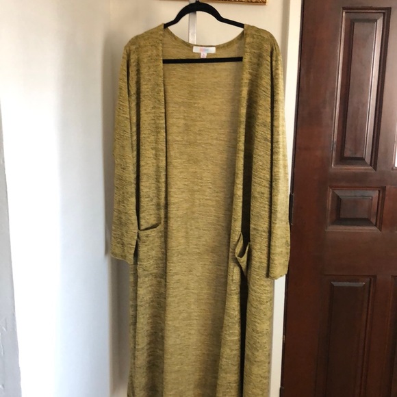 Lularoe Sarah duster - Picture 1 of 5